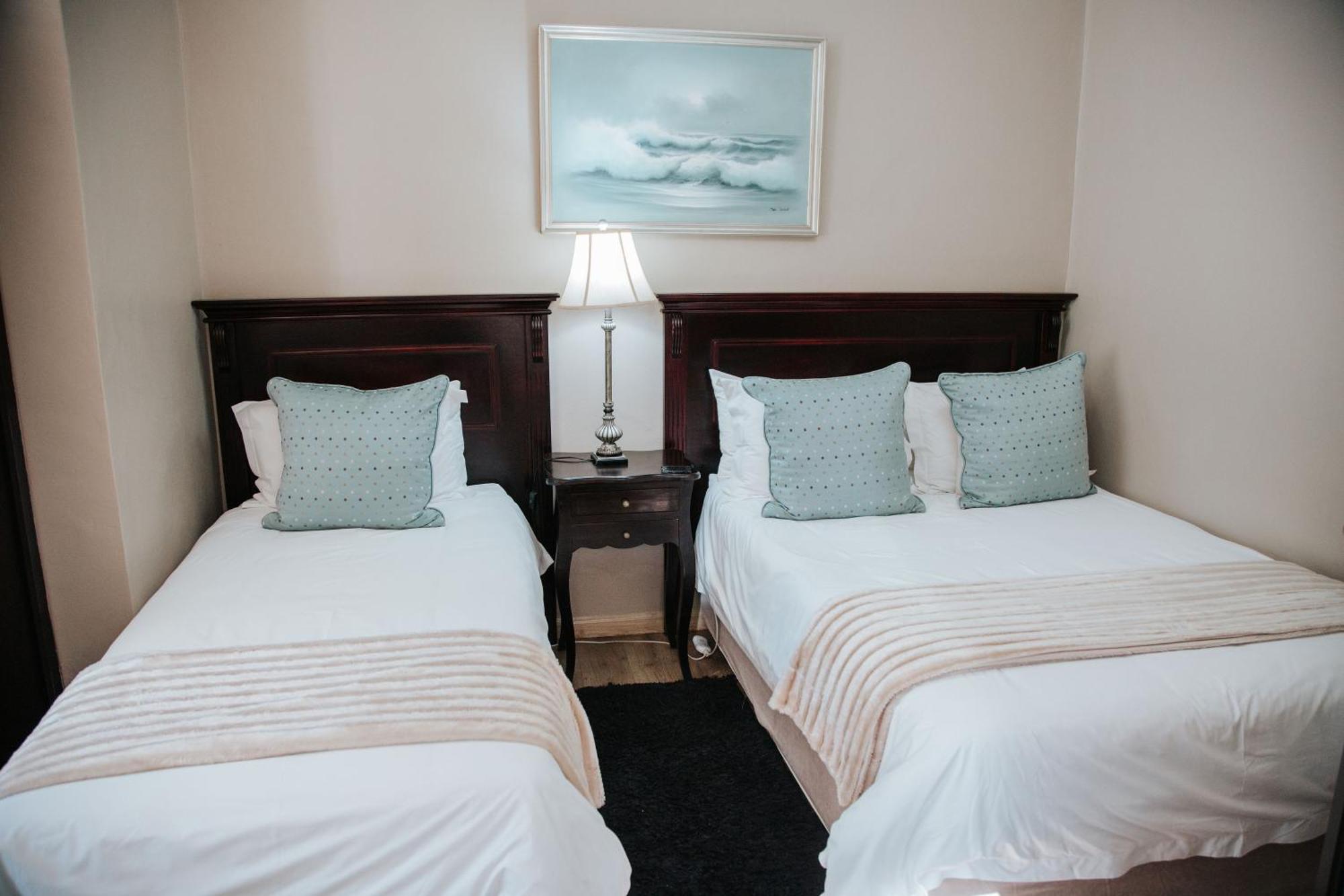 The Symphony Guest House 퀸스타운 외부 사진